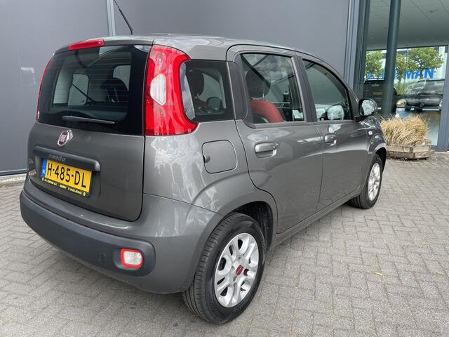 Fiat PANDA 1.2 Lounge 5 zit plaatsen Airco - Bluetooth - Spiegels E V+VW - Centrale deurvergr. - E-Ramen voor - LMV 14"- ML Zeer goed onderhouden!