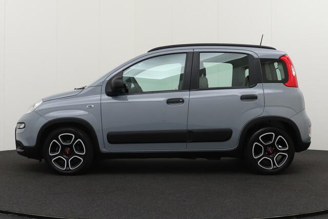 Fiat PANDA 1.0 Hybrid City Life 5-Persoons Carplay 15' LMV DAB Pack Flex