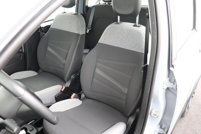 Fiat PANDA 1.0 Hybrid City Life 5-Pers. Carplay 15' LMV DAB Pack Flex