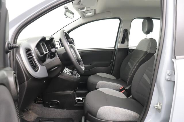 Fiat PANDA 1.0 Hybrid City Life 5-Pers. Carplay 15' LMV DAB Pack Flex