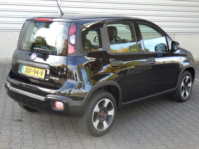 Fiat PANDA 1.0 Hybrid Cross