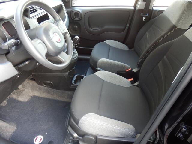 Fiat PANDA 1.0 Hybrid Cross