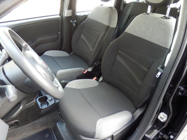 Fiat PANDA 1.0 Hybrid Cross