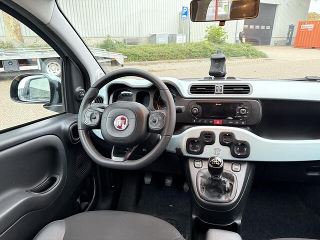 Fiat PANDA 1.0 Hybrid Launch Edition City Cross | Parkeer sensoren | Climate Control |