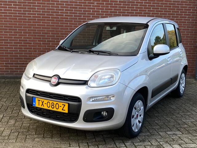Fiat PANDA 0.9 TWINAIR LOUNGE 80 PK AIRCO TREKHAAK BLUETOOTH