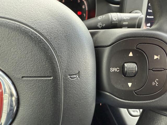 Fiat PANDA Cross 1.0 Hybrid | 5 zits | Groen |