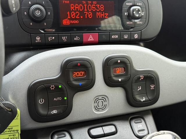Fiat PANDA 1.2 City Cross | Climate Control | BT-Telefoonfunctie | Elektrische ramen | Centrale deurvergrendeling met afstandsbediening |
