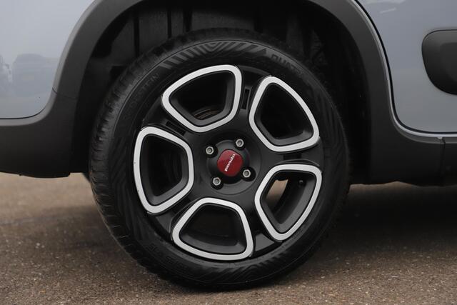 Fiat PANDA 1.0 Hybrid City Life 69PK Carplay Android Navigatie Airco All-Season Banden!