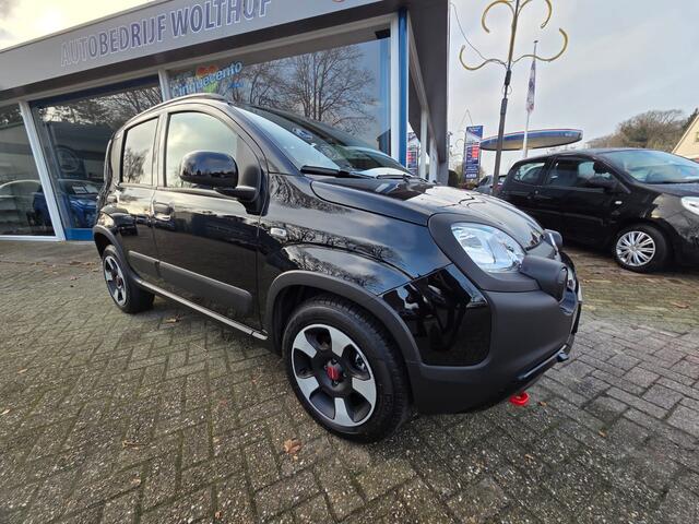 Fiat PANDA 1.0 Hybrid Cross