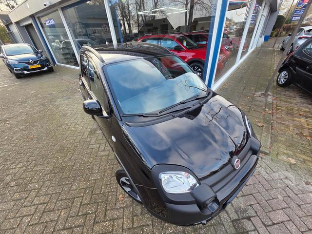 Fiat PANDA 1.0 Hybrid Cross