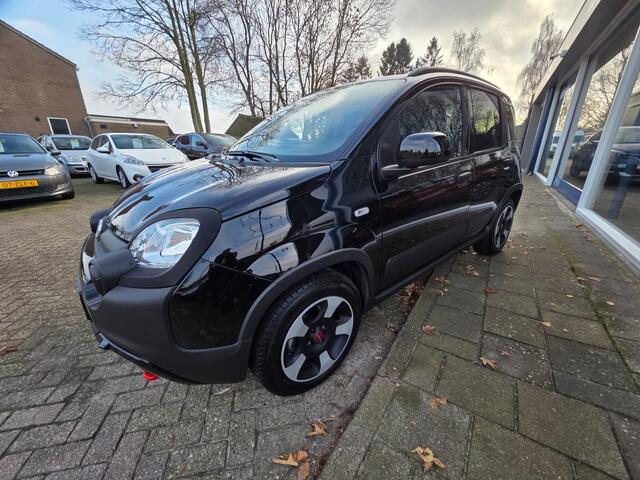 Fiat PANDA 1.0 Hybrid Cross