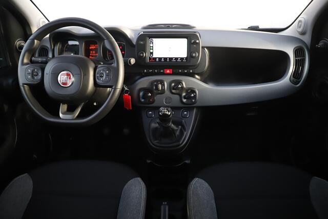 Fiat PANDA 1.0 Hybrid City Life 69PK Carplay Android Navigatie Airco All-Season Banden!