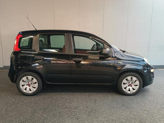 Fiat PANDA 0.9 TwinAir Edizione Cool uit 2016 Rijklaar + 12 maanden Bovag-garanntie Henk Jongen Auto's in Helmond, al 50 jaar service zoals 't hoort!
