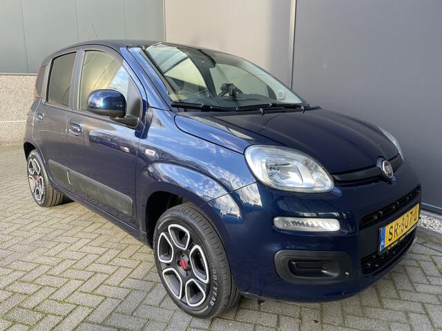 Fiat PANDA 0.9 TwinAir Turbo 80 PK Airco - Parkeersensoren achter - 5 zitplaatsen - Radio/Cd speler - Elektrische ramen voor - Centrale vergrendeling - Start/stop systeem