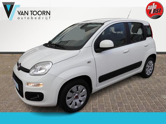 Fiat PANDA 0.9 TwinAir Lounge Automaat. Trekhaak.