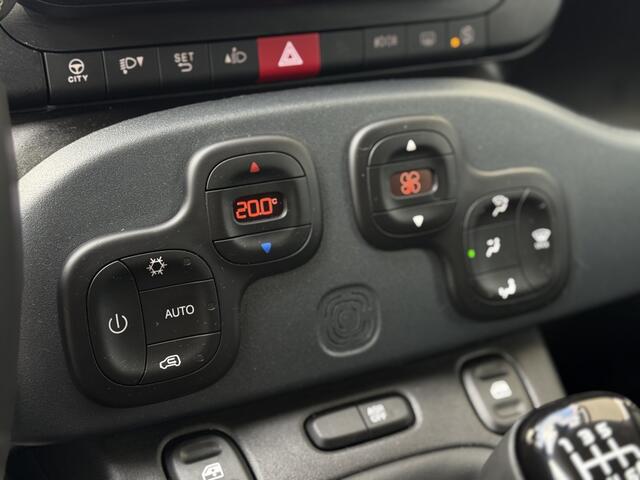 Fiat PANDA 1.0 Hybrid Cross | Apple carplay | auto airco |