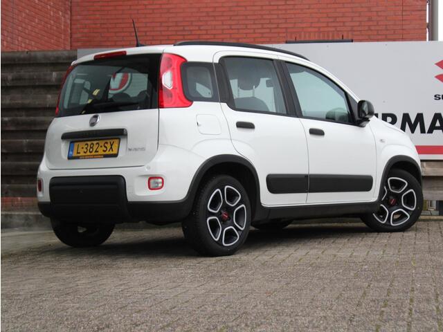 Fiat PANDA 1.0 Hybrid City Life Parkeersensoren, Bluetooth, Airco, DAB Radio
