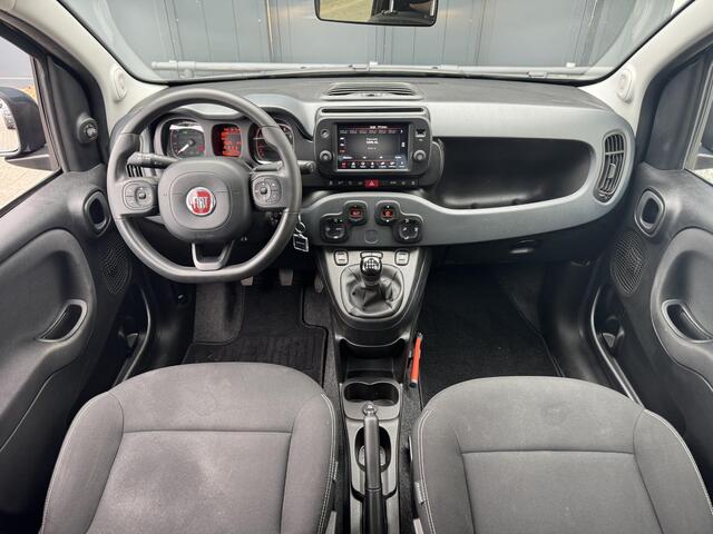 Fiat PANDA 1.0 Hybrid RED Cross | Apple carplay | Climate control | Prijs is rijklaar!