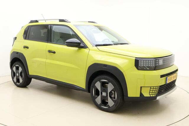 Fiat PANDA Grande La Prima 11 kW 44 kWh | Navigatie | Climate control | Camera | Draadloze telefoonlader | Extra getint glas | Dakrails | NIEUW MODEL