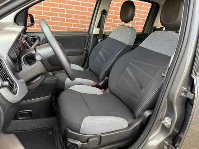Fiat PANDA 1.0 HYBRID CROSS AIRCO STOEL IN HOOGTE VERSTELBAAR ELEK RAMEN /
