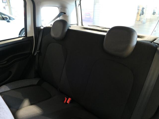 Fiat PANDA 1.0 Hybrid City Life - Occasion Lease vanaf ¤484 p/m - Sensor achter - Elektrisch verstelbare buitenspiegels