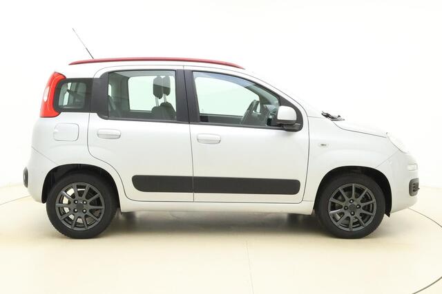 Fiat PANDA 0.9 TwinAir Lounge Automaat | Trekhaak | Parkeersensoren | Airco | Hoge instap | Metaallak | Lichtmetalen velgen
