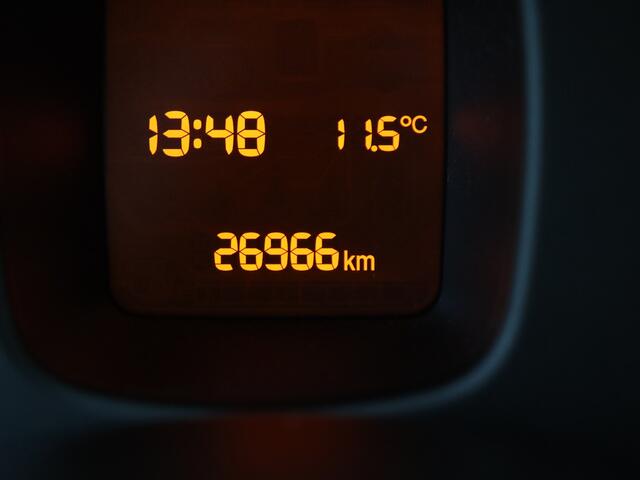 Fiat PANDA 1.0 Hybrid I AIRCO I EL. RAMEN VOOR I CENTRALE DEURVERGRENDELING IU HOGE ZIT EN MAKKELIJK IN EN UIT STAPPEN I 4 DEUREN I