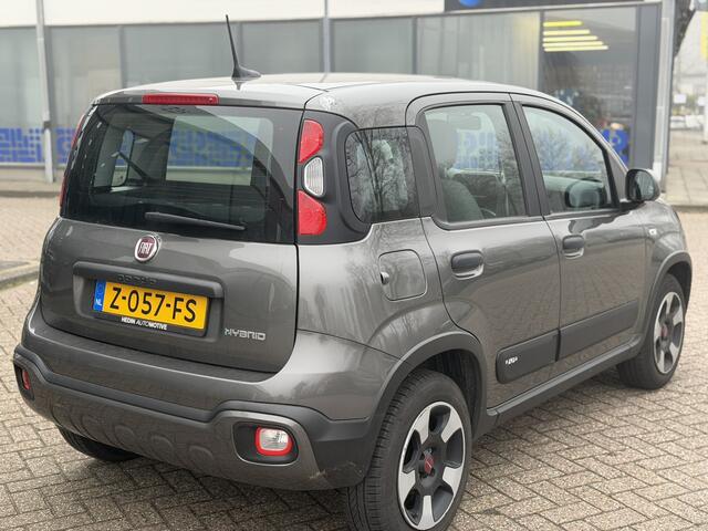 Fiat PANDA 1.0 Hybride Cross Airco|CarPlay|Hoogzitter!