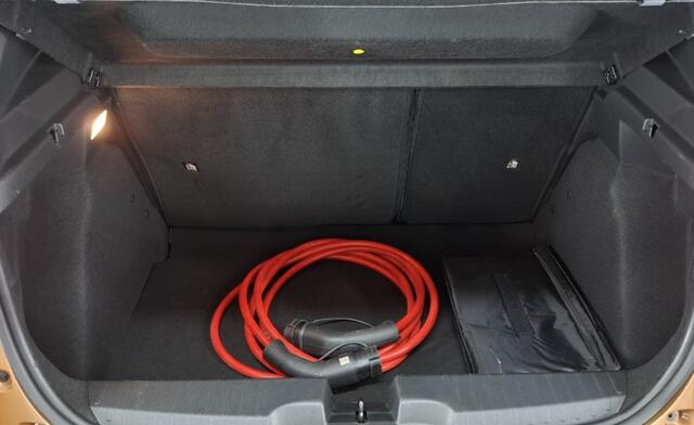 Fiat PANDA Grande La Prima 11 kW 44 kWh Navigatie / Carplay / Camera