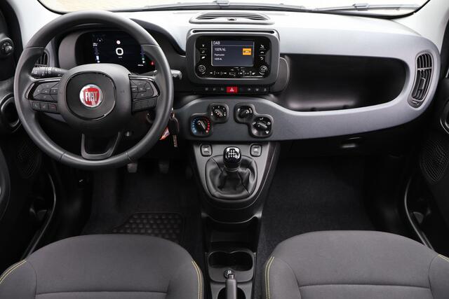 Fiat PANDA 1.0 Hybrid City Fabrieksgarantie | 1e Eigenaar | Dealer Onderh | BTW | NAP | Airco | Multimedia | Cruise | DAB | Start/Stop | Bord Herkenning | PDC Achter