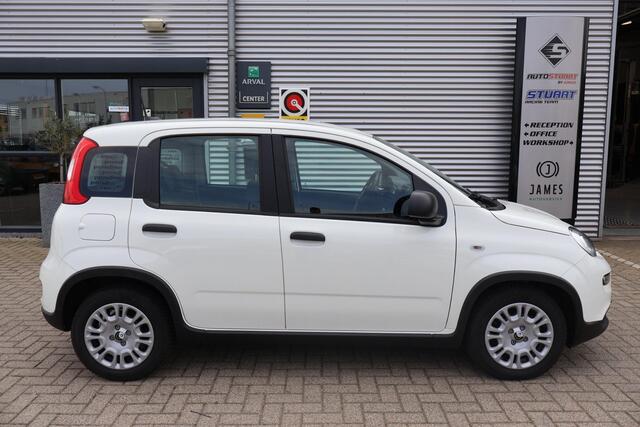 Fiat PANDA 1.0 Hybrid City Fabrieksgarantie | 1e Eigenaar | Dealer Onderh | BTW | NAP | Airco | Multimedia | Cruise | DAB | Start/Stop | Bord Herkenning | PDC Achter