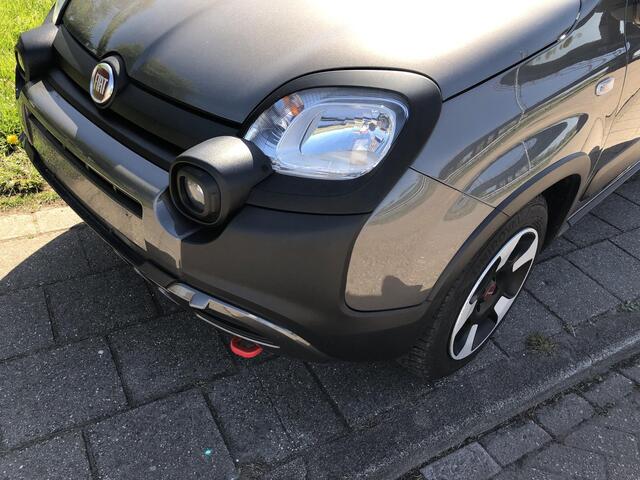 Fiat PANDA 1.0 Hybrid Cross CLIMATE|APPLE/ANDROID|5-PERSOONS|BLUETOOTH