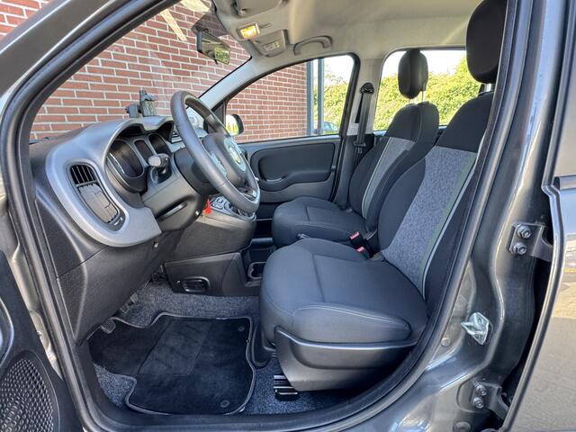 Fiat PANDA 1.0 Hybrid City Cross AIRCO PARKEERSENSOREN BLUETOOTH