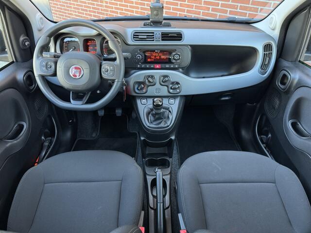Fiat PANDA 1.0 Hybrid City Cross AIRCO PARKEERSENSOREN BLUETOOTH