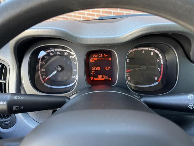 Fiat PANDA 1.0 Hybrid City Cross AIRCO PARKEERSENSOREN BLUETOOTH