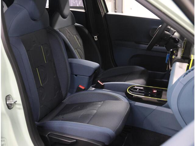 Fiat PANDA Grande 1.2 Hybrid ICON | Parkeersensoren | CruiseControl | Airco | Armsteun | AppleCarPlay/AndroidAuto | DAB | Led Verlichting |