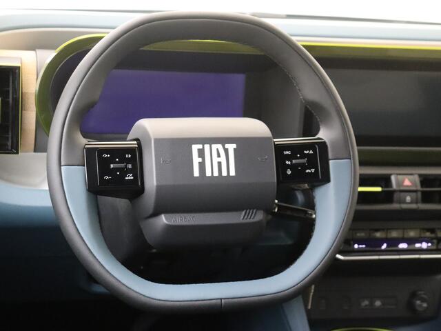 Fiat PANDA Grande La Prima 11 kW 44 kWh | Camera | Wireless Carplay | Navigatie | Climate Control |