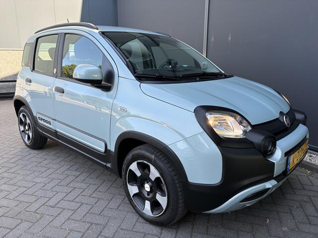Fiat PANDA 1.0 Hybrid Cross Launch Edition Airco - parkeersensor achter - Bluetooth - Dakrails - Radio - Led verlichting - Mistlampen voor - Elektrische ramen - Start/stop systeem - Stuur multifunctioneel