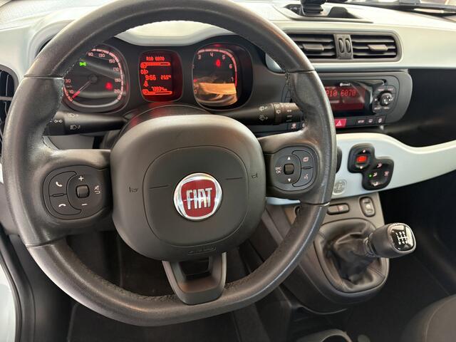 Fiat PANDA 1.0 Hybrid Cross Launch Edition Airco - parkeersensor achter - Bluetooth - Dakrails - Radio - Led verlichting - Mistlampen voor - Elektrische ramen - Start/stop systeem - Stuur multifunctioneel