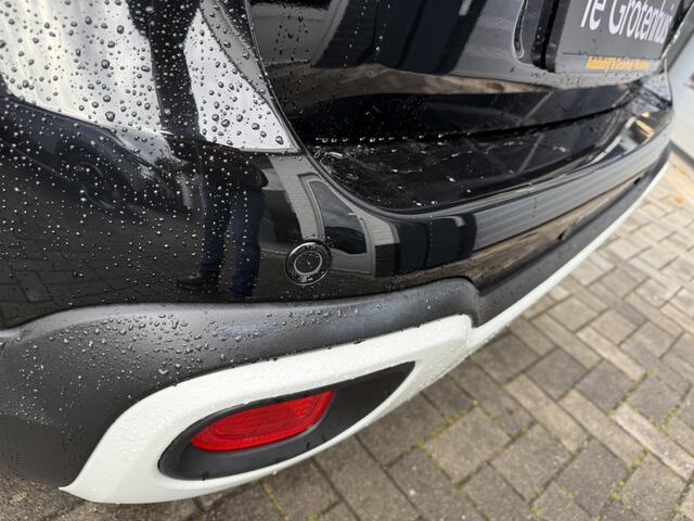 Fiat PANDA Cross 1.0 Hybrid Pandina
