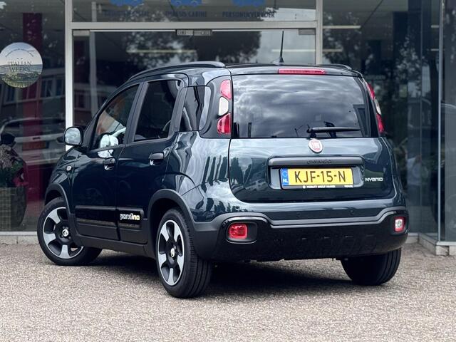 Fiat PANDA 1.0 Hybrid Pandina | CarPlay | Parkeersensoren | Airco