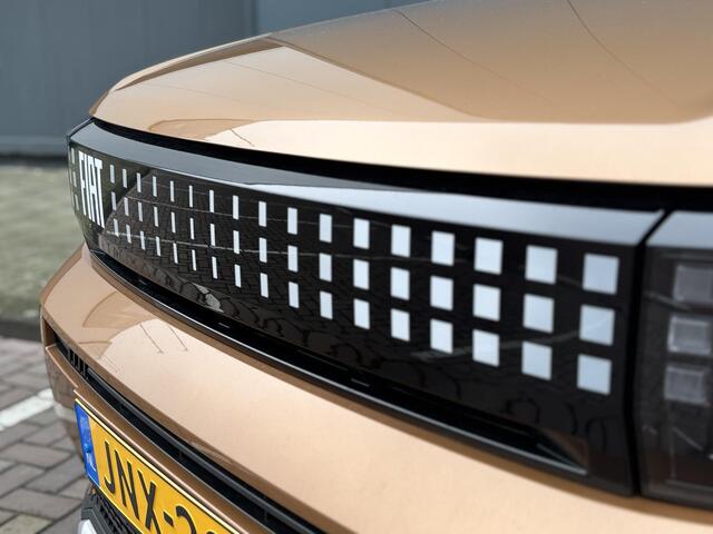 Fiat PANDA Grande 1.2 Hybrid La Prima | Apple-Android | Navigatie | Parkeercamera