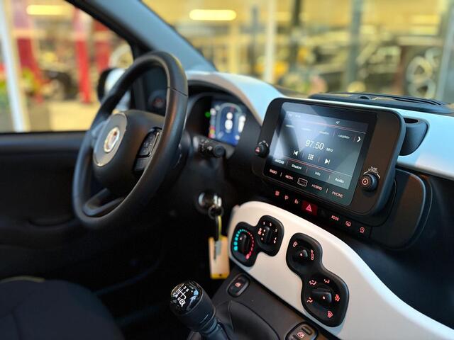 Fiat PANDA 1.0 Hybrid Pandina | Carplay | Airco | Cruise Control | Parkeersensoren