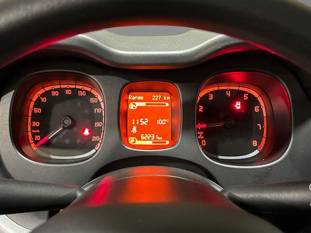 Fiat PANDA 1.0 Hybrid City Life | Airco | Dakrails | Bluetooth Telefoon | Audiobedienig op stuurwiel |