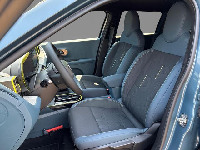 Fiat PANDA Grande 1.2 Hybrid ICON | Apple carplay/Android Auto| LMV 16" | Airco | Parkeersensoren | Dakrails |