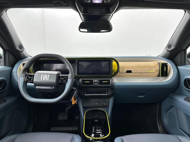 Fiat PANDA Grande La Prima 7.4 kW 44 kWh | DEMONSTRATIEMODEL | Applecarplay&Androidauto| Stoel&Stuurverwarming | Camera | 8 JAAR GARANTIE!