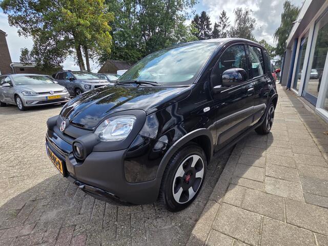 Fiat PANDA 1.0 Hybrid City Cross