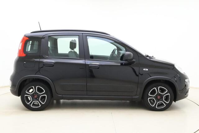 Fiat PANDA 1.0 Hybrid City Life 69 PK | Airco | Dakrails | Weinig kilometers | Hoge instap | Zuinige motor | Electrische ramen | 5 Zitplaatsen