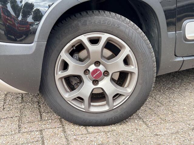 Fiat PANDA 1.2 City Cross | All season | 1e eigenaar | Climaat control |