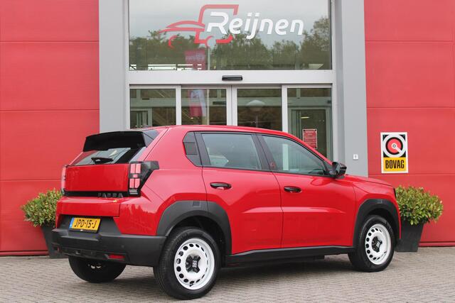 Fiat PANDA Grande RED 113PK 11 kW 44 kWh | 3-FASE | APPLE CARPLAY/ANDROID AUTO | CRUISE CONTROL | AIRCO | PARKEERSENSOREN ACHTER | LED KOPLAMPEN | SPORTIEVE VELGEN 16" | DAB+ RADIO | DIGITAAL DASHBOARD | ELEKTRISCHE RAMEN VOOR / ACHTER |